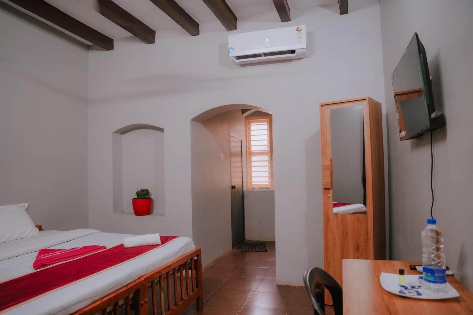 Era Heritage Inn Kozsíkóde Kültér fotó